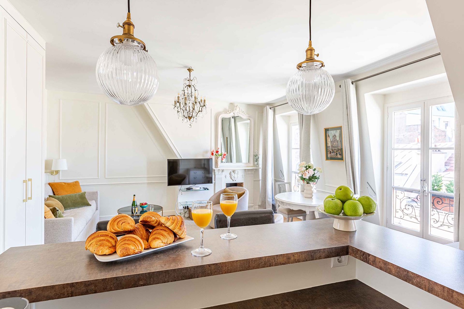 The open-plan design is great for entertaining all your guests.