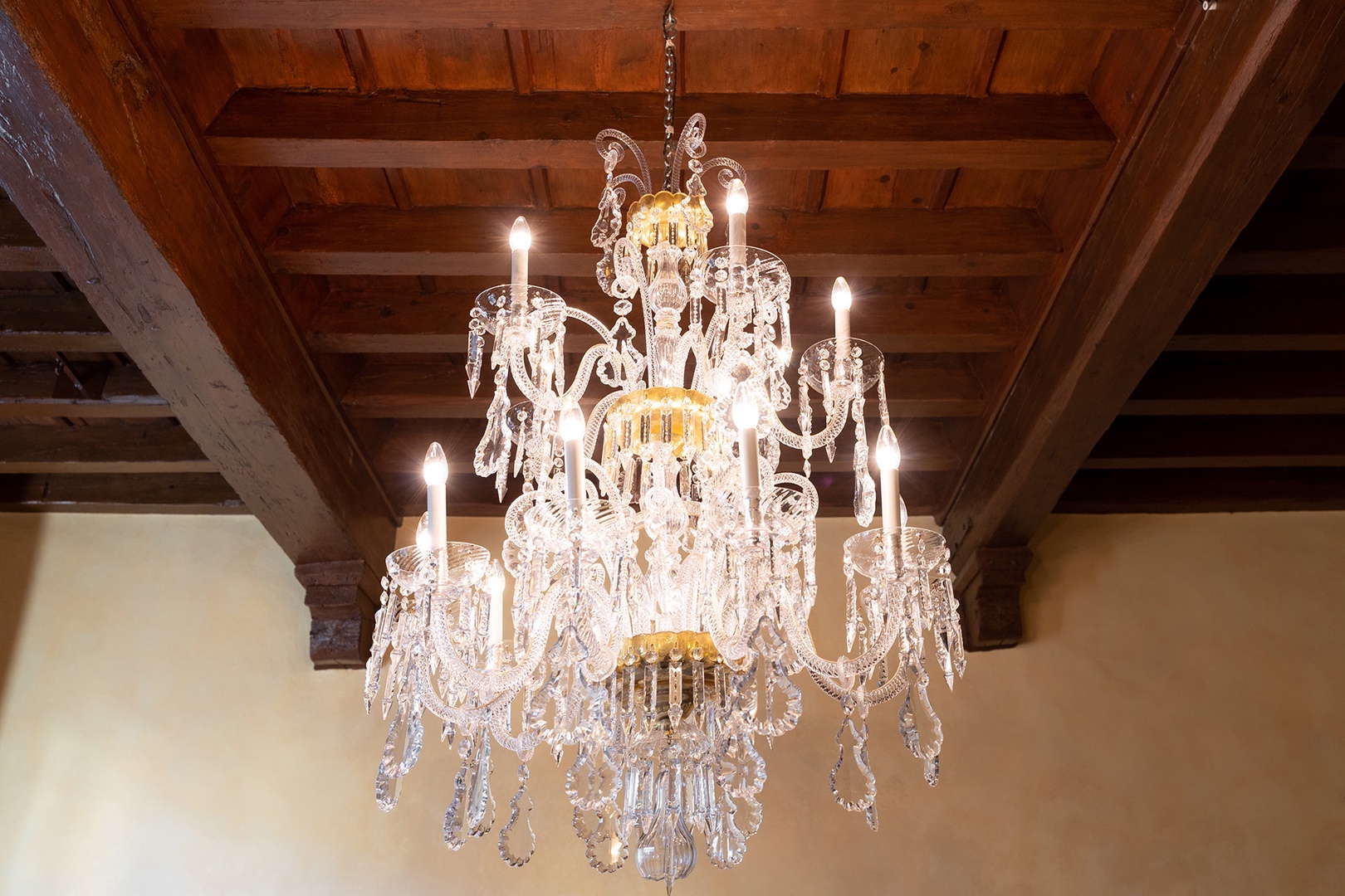 Chandelier of crystal from Murano in Venice.