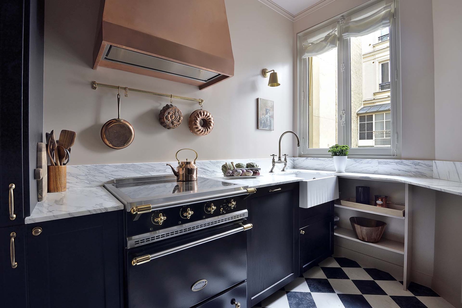 Gourmet kitchen is a dream for cooking at home!