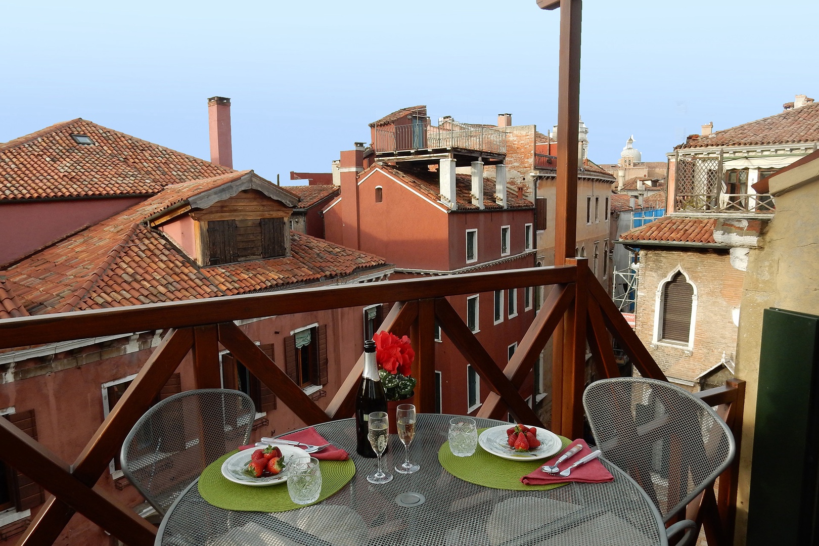 Enjoy beautiful views from the Serenata apartment's altana terrace.