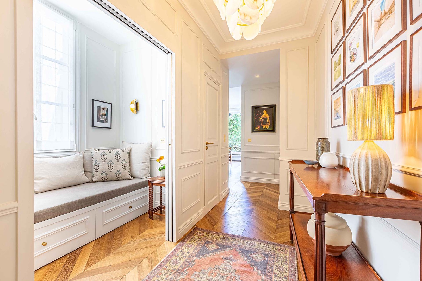 Small sitting room located just off entryway.