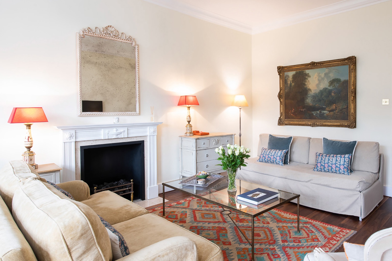 The Shelbourne's welcoming and bright living room.