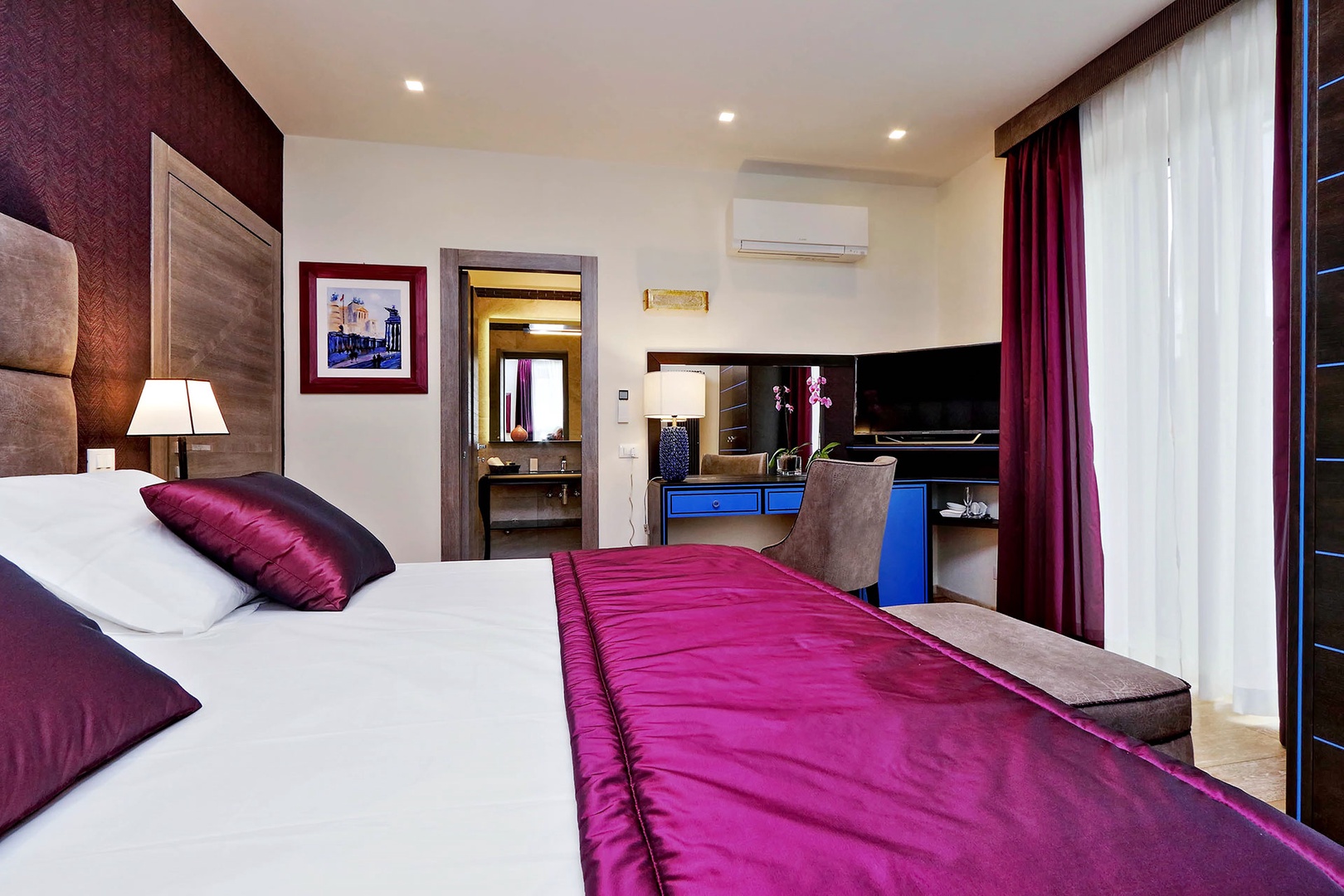 Full en suite in bedroom 2 as well.