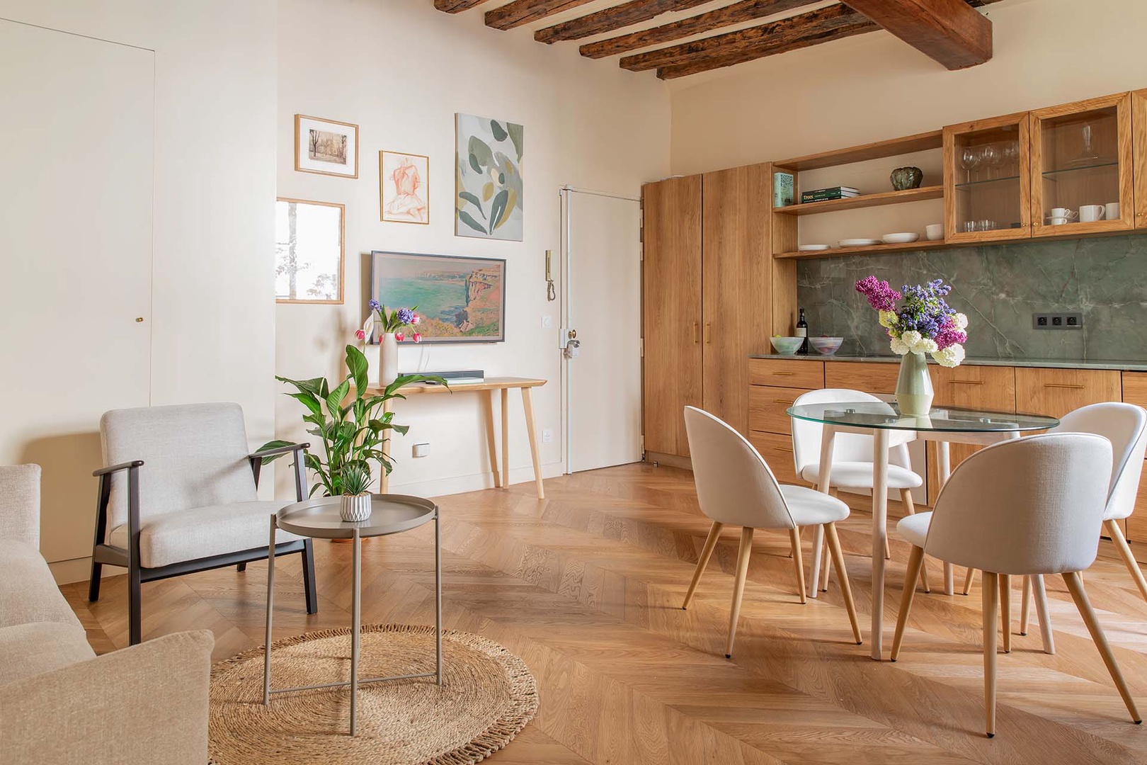 Kitchen is gorgeous and custom designed.