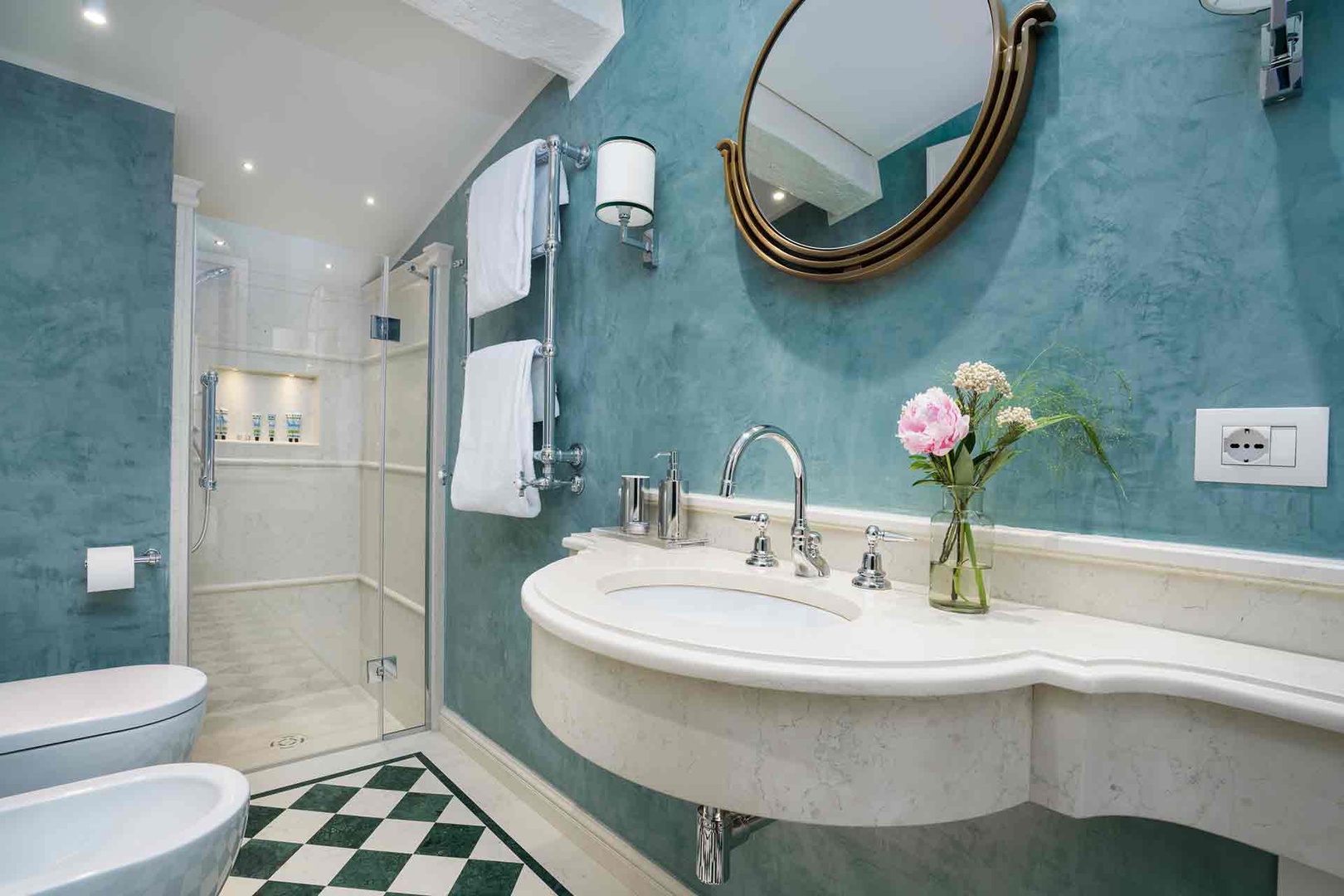 Bathroom 3 is conveniently located near bedroom 3.