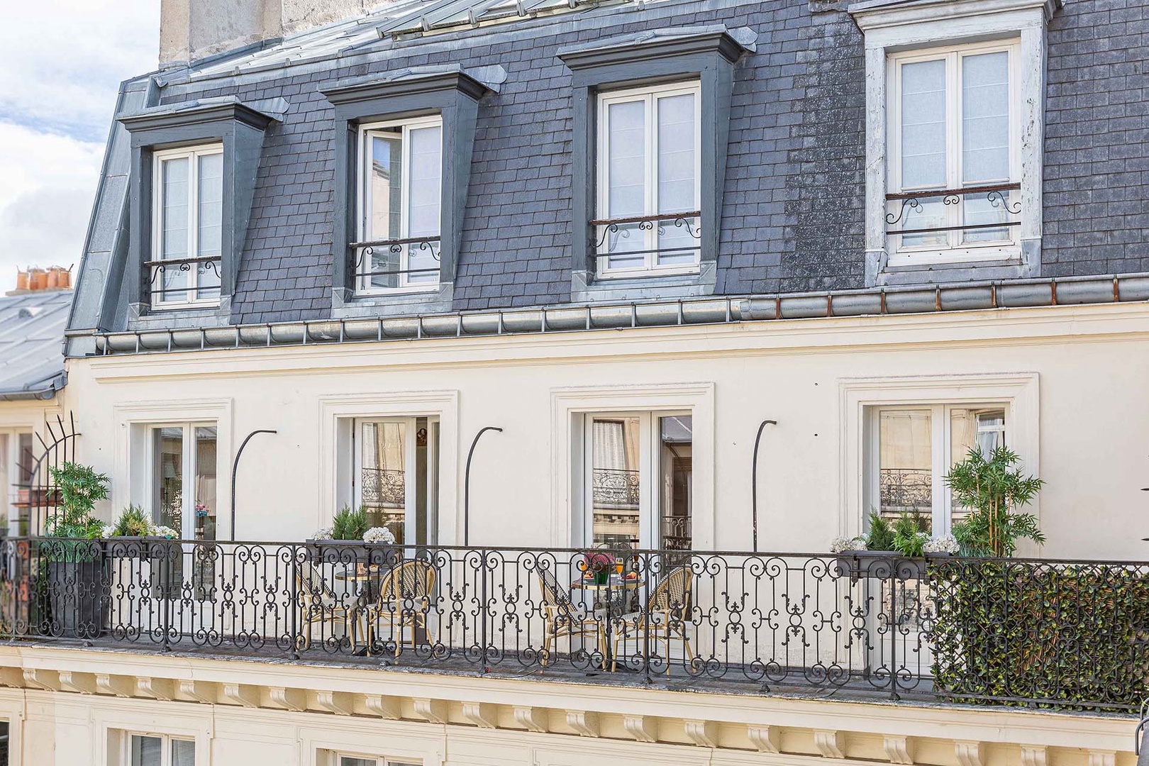 Fleurie is located in a classic Parisian building in the heart of the Left Bank.