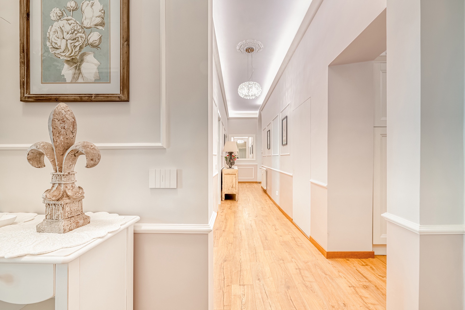 Spacious hallway leading to bedrooms