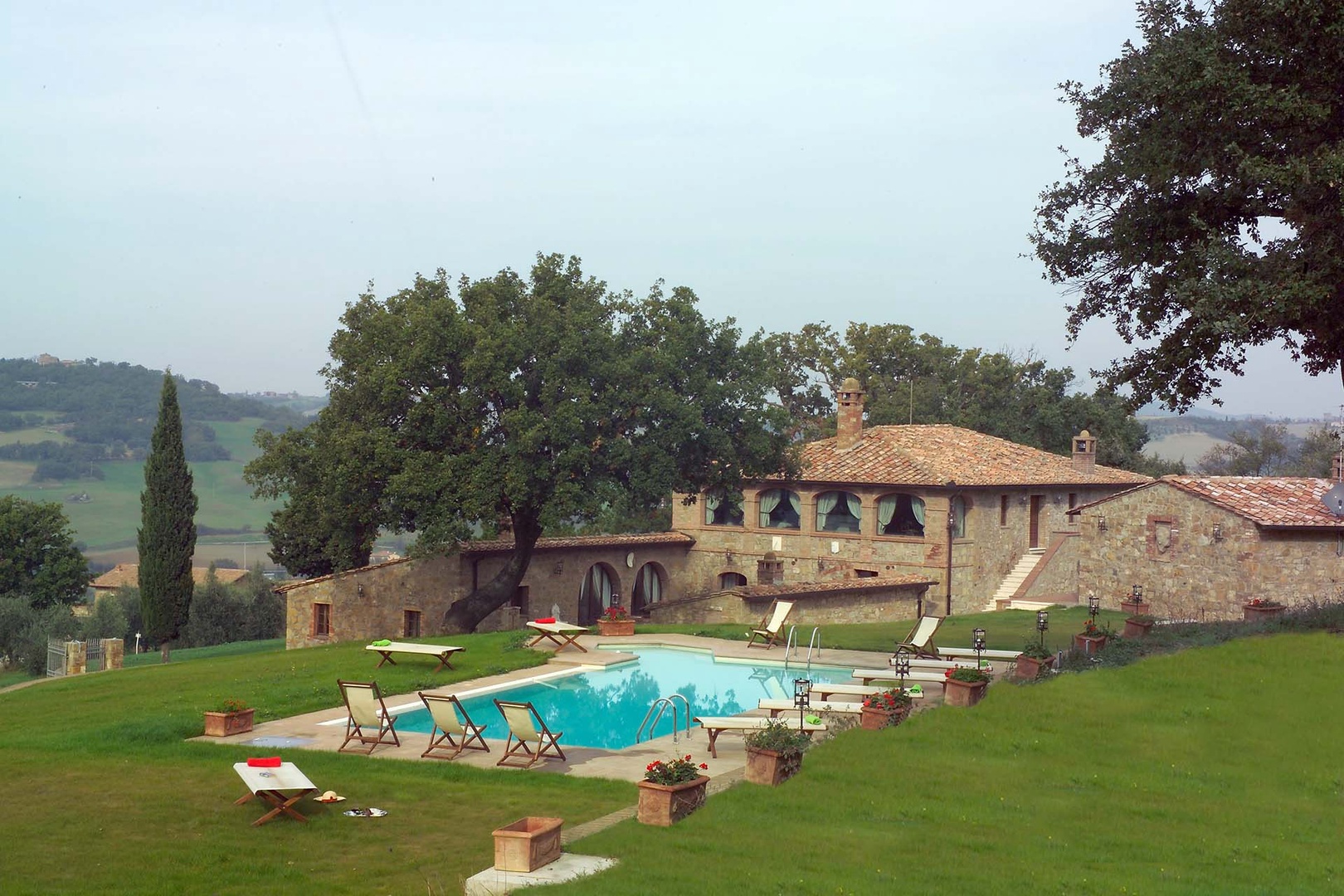 The perfect country Villa to relax and take in the views.