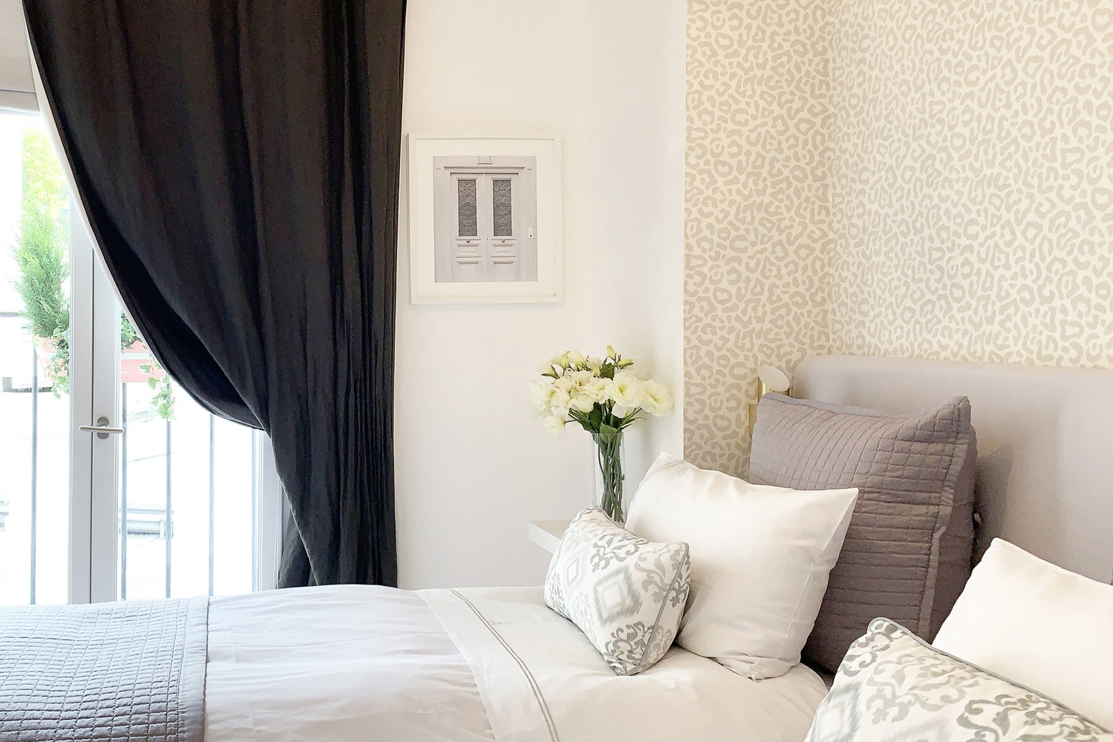 Wake up in a perfectly Parisian apartment!