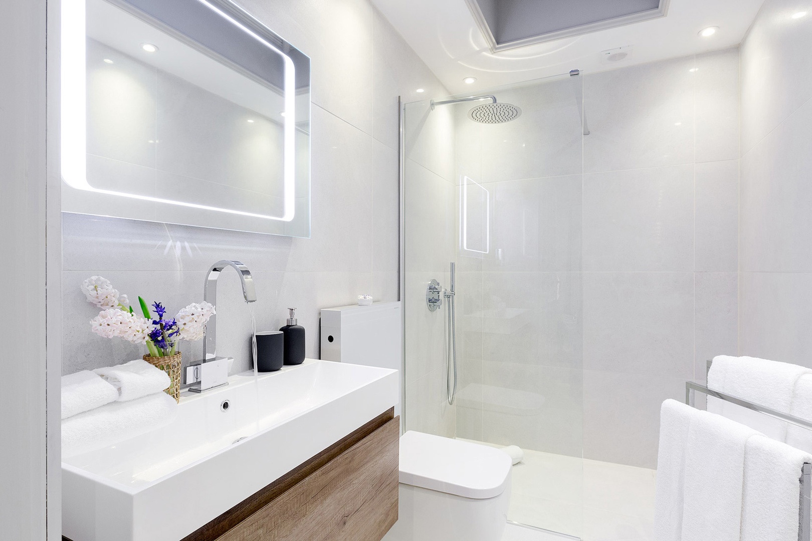 This London rental has two spacious bathrooms.