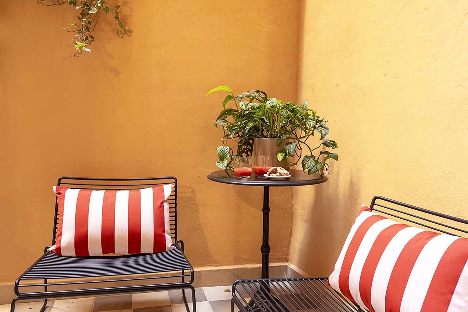 A charming angle on the terrace.