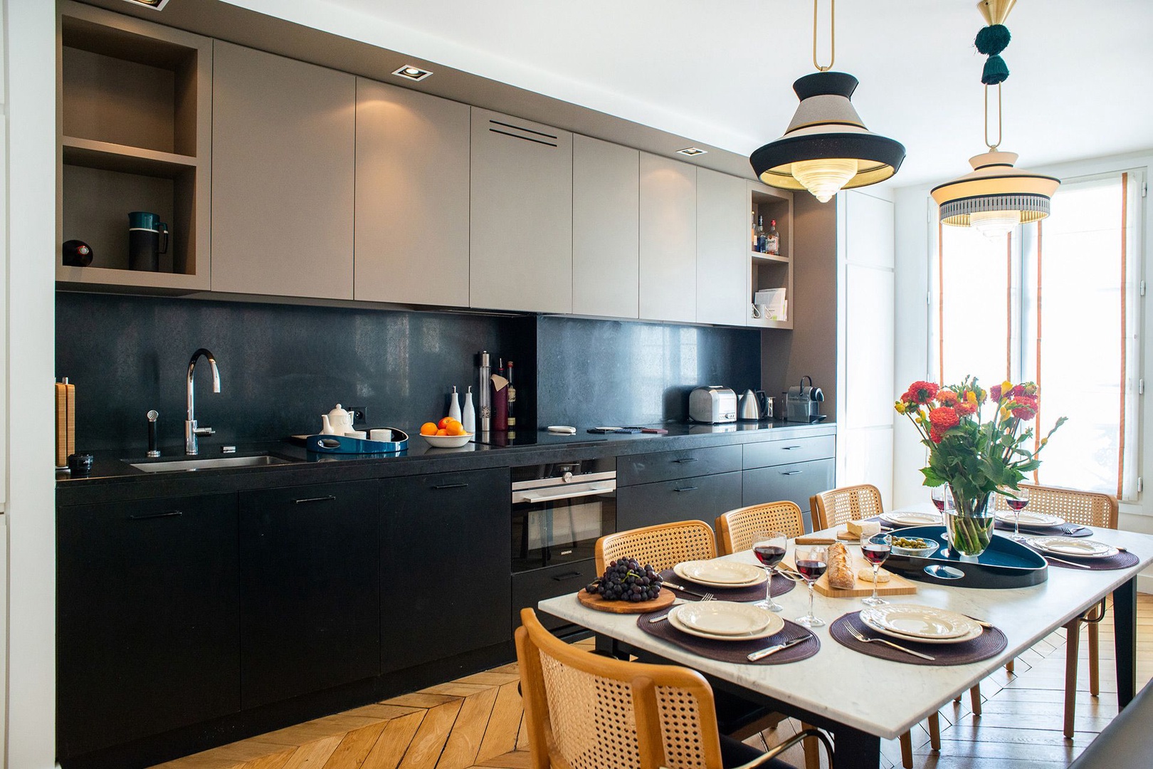 Fully equipped modern kitchen
