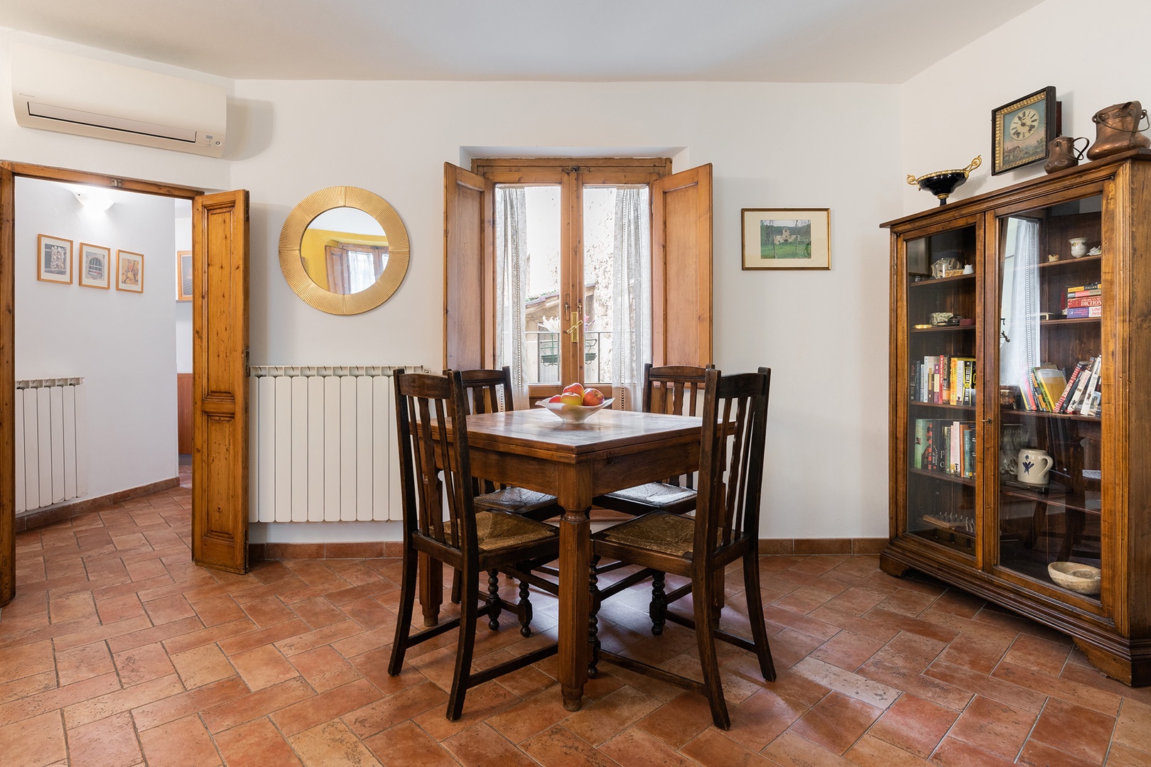 Dining table seats 4.