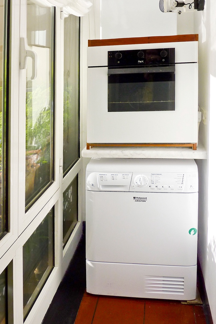 Washer and a dryer. Clothes dryers are a rare find in Italian vacation rentals!