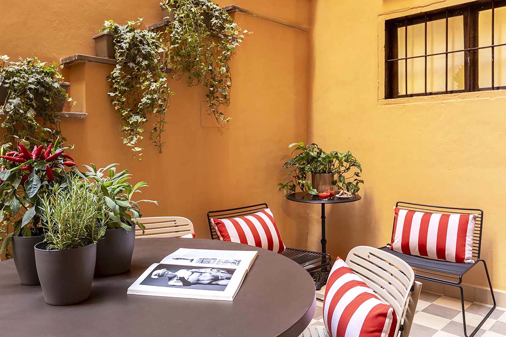 Dine al fresco during your stay in Rome.
