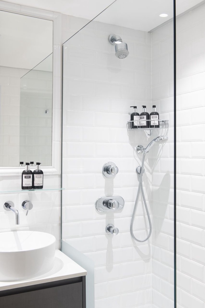 Wonderful walk-in shower
