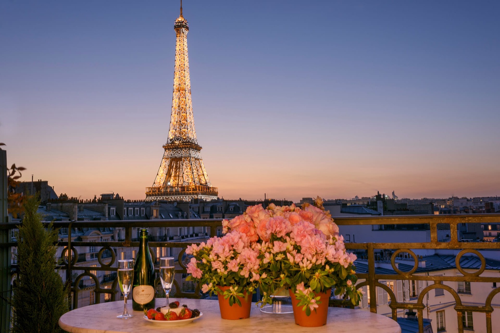The Chateau Latour will take your breath away with its spectacular views of Paris!