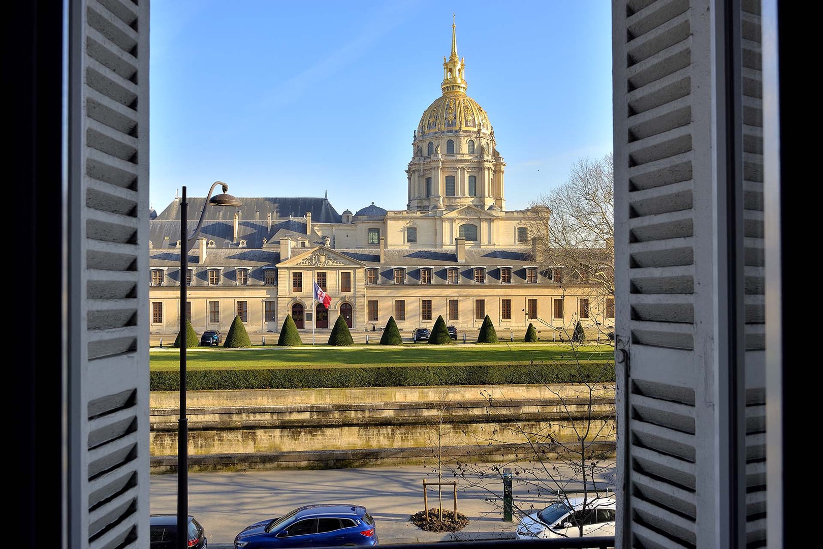 Gaze out at the golden dome of Les Invalides.