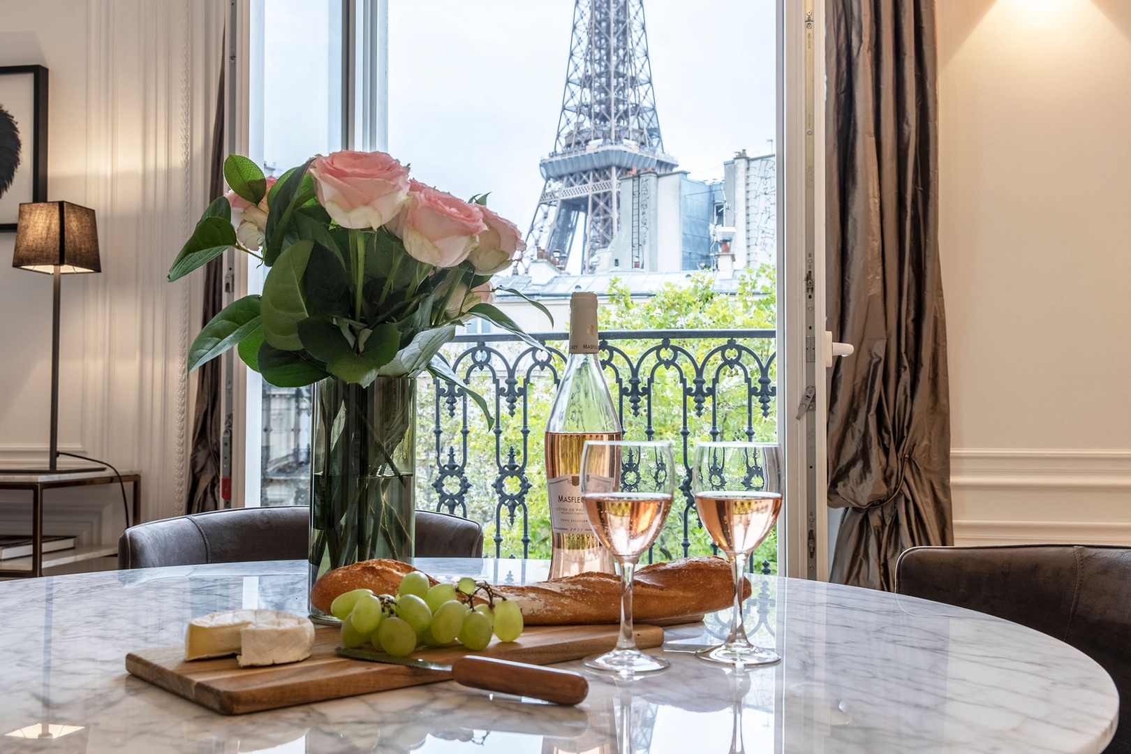Breakfast with an unforgettable view!