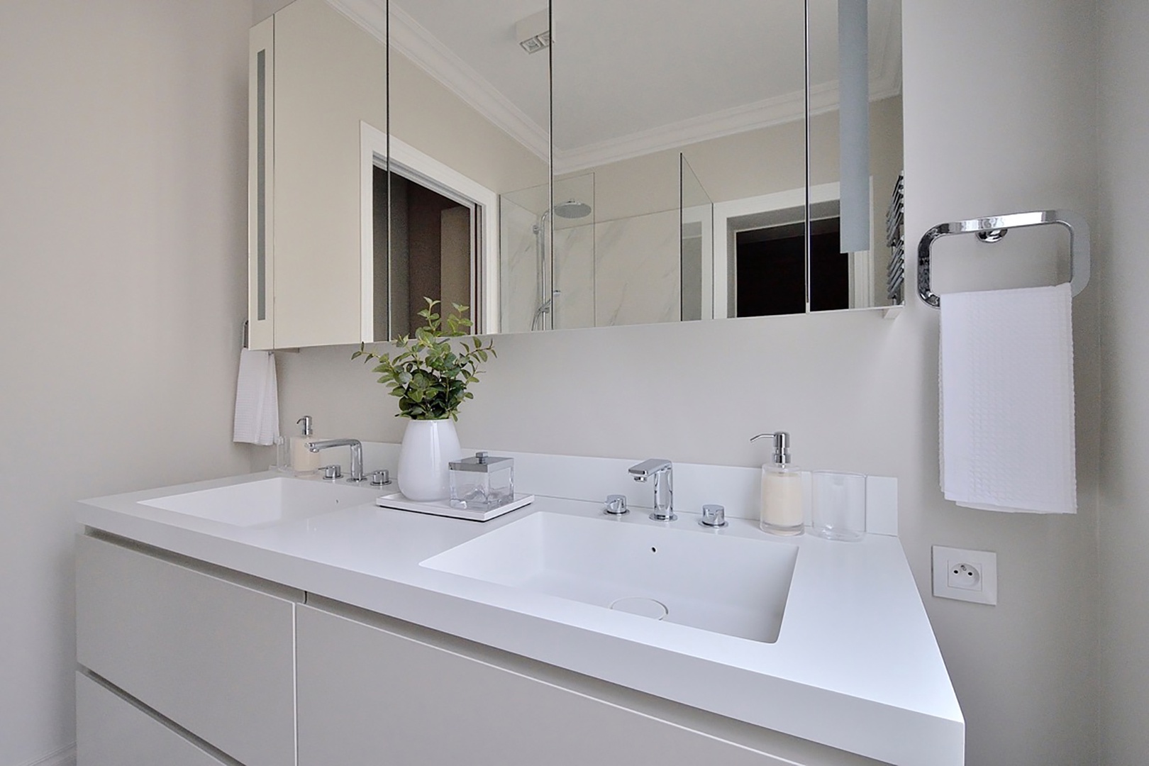 Every bathroom is beautifully finished in this apartment.