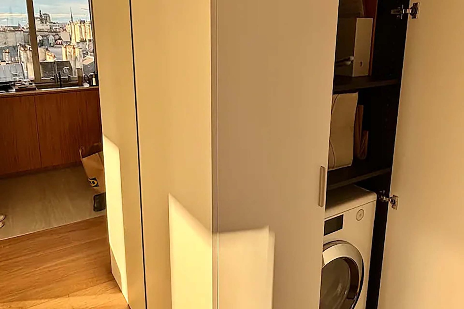 Washer/ dryer combo is a convenient touch.