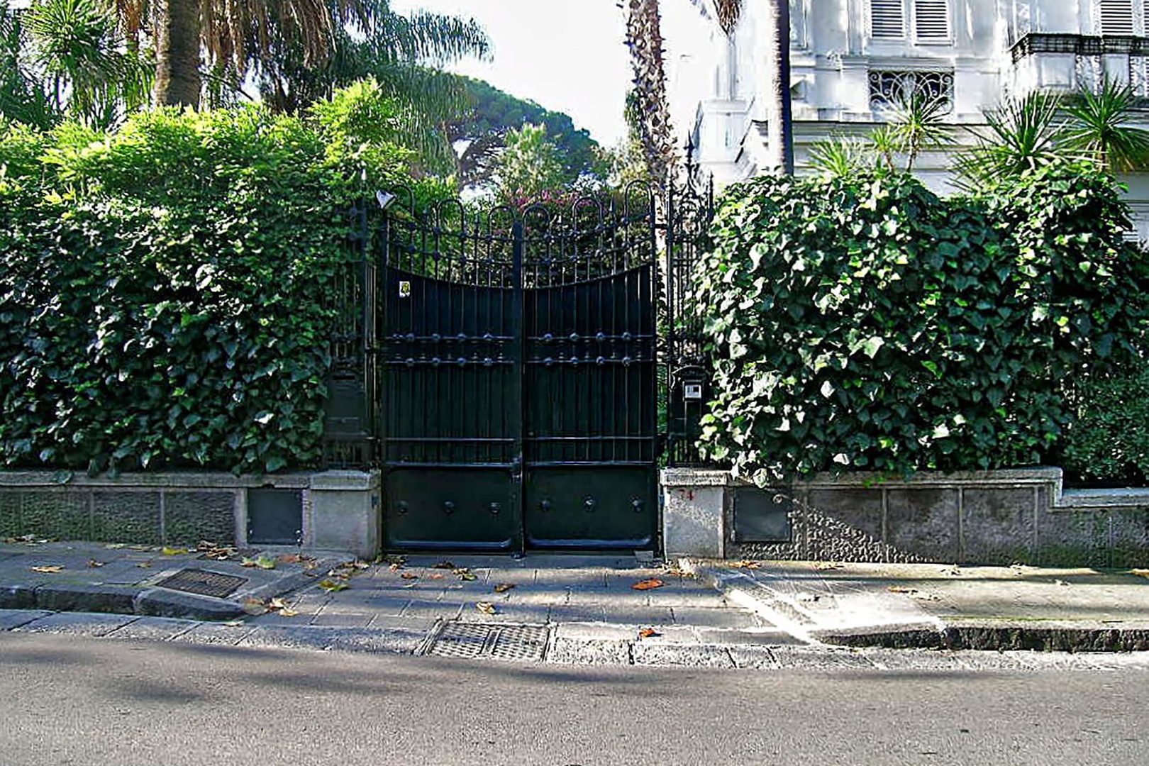 Gated entry to Luna.