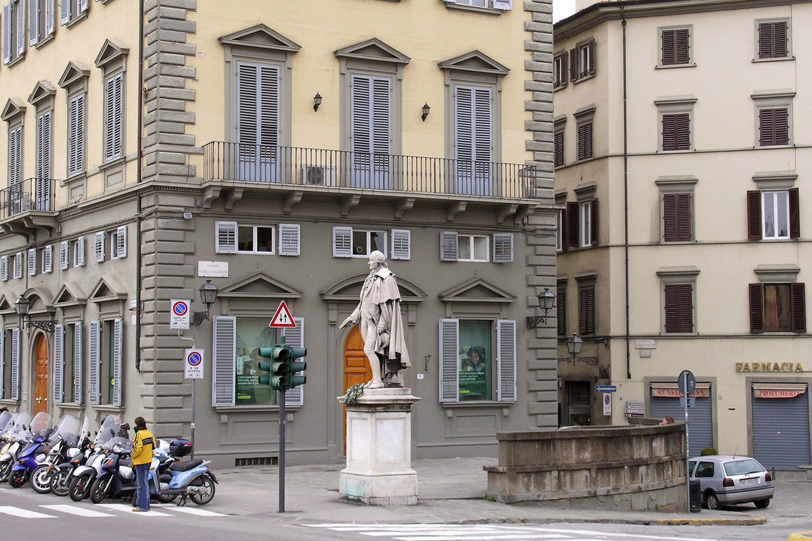 About a 10 minute walk is Piazza Goldoni, which is the start of the busier downtown area.