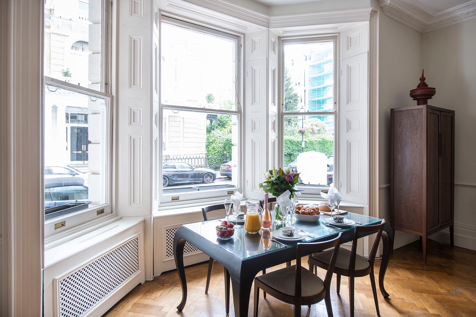 Start your day with breakfast in an inviting home setting.