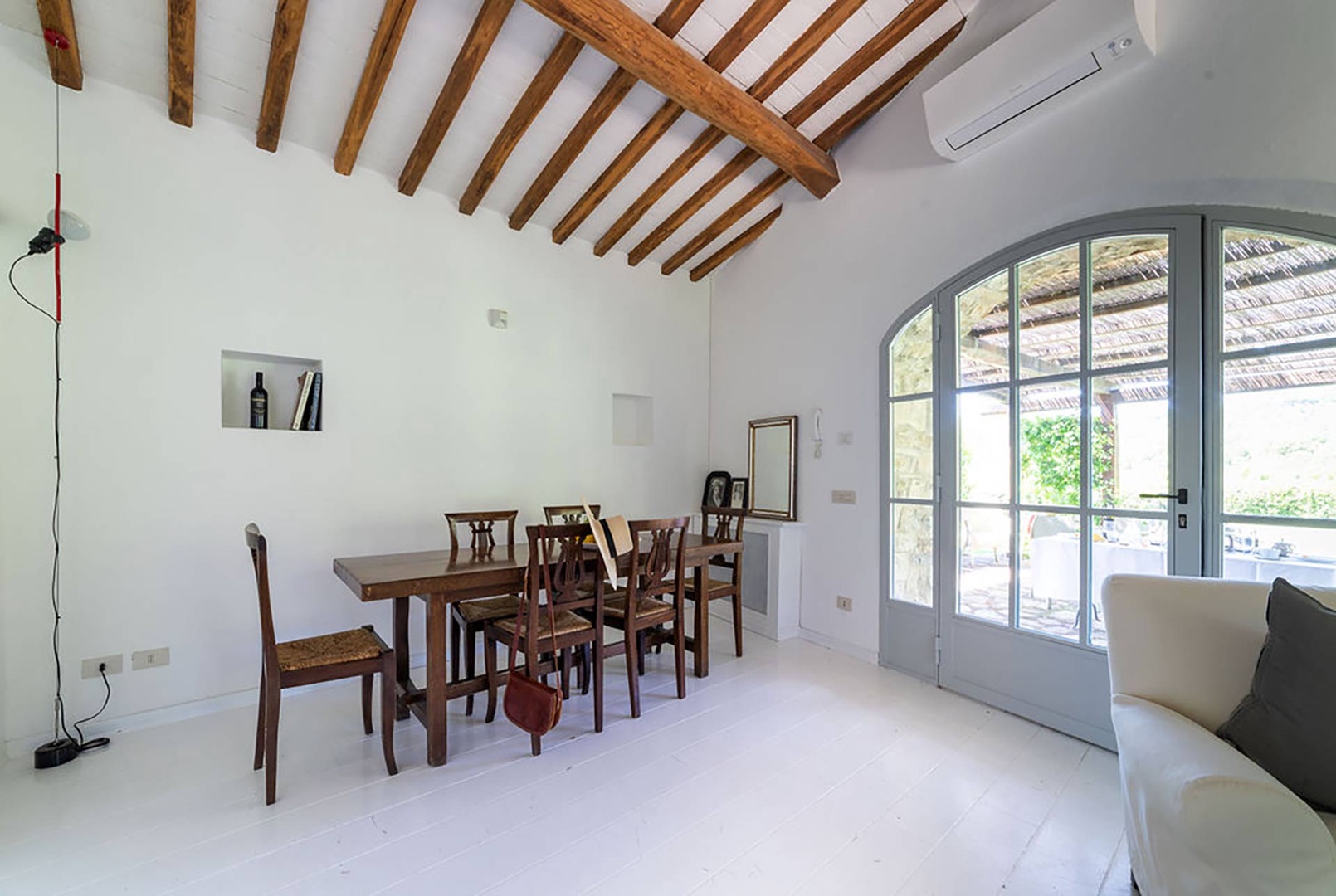 Spacious barn dining area