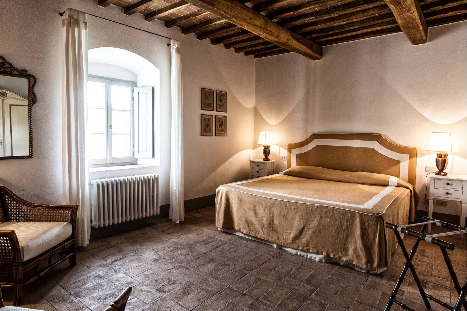 Ground floor bedroom, every bedroom in the main villa has an en suite bathroom.