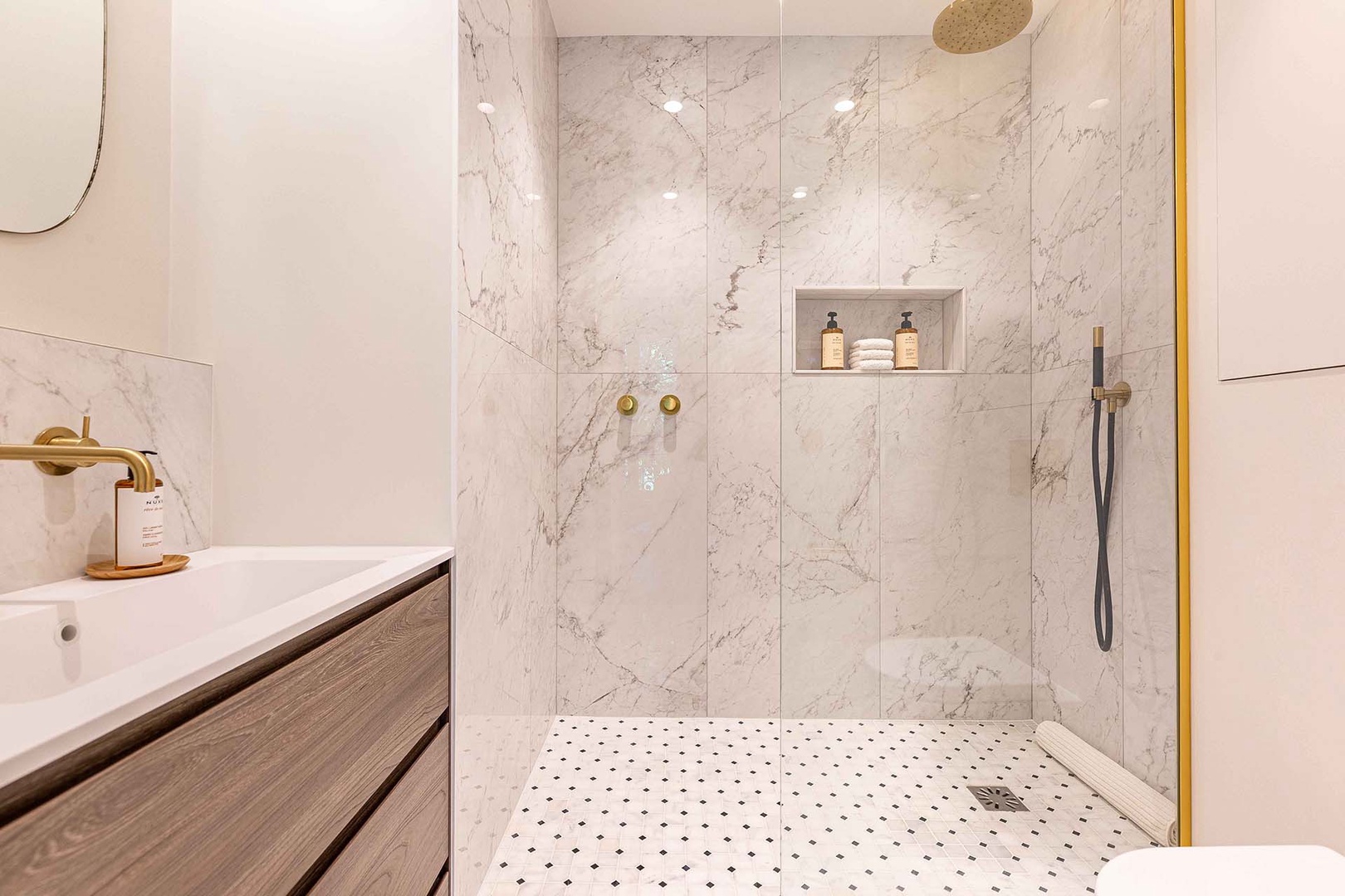 Bathroom 1 is a full en suite to bedroom 1.