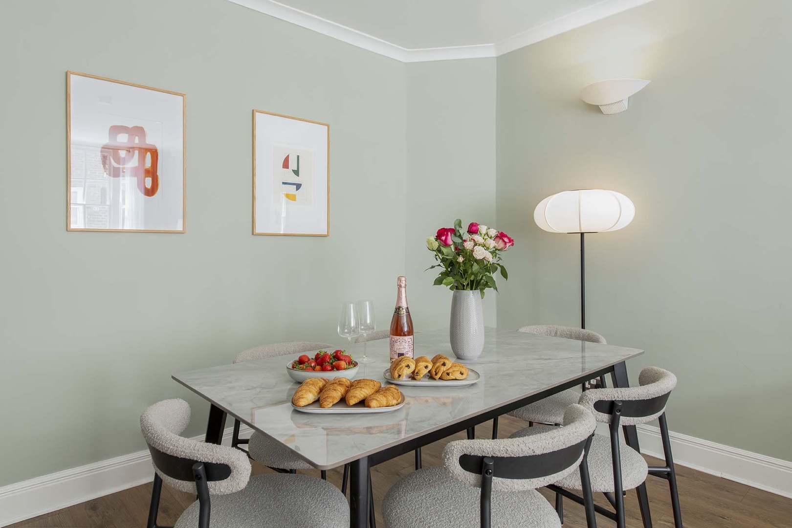 Enjoy relaxed family meals at home.