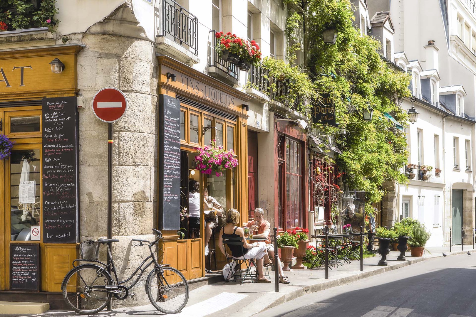 Stroll along the shops near Notre Dame, photo by David C. Phillips