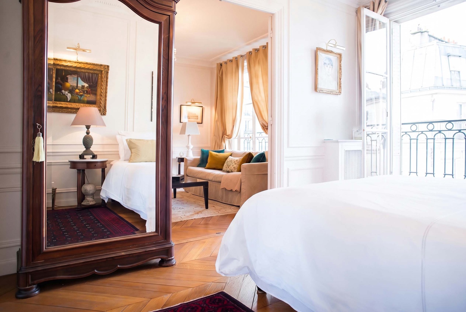 Beds can be split into two separate beds or made up as one bed.