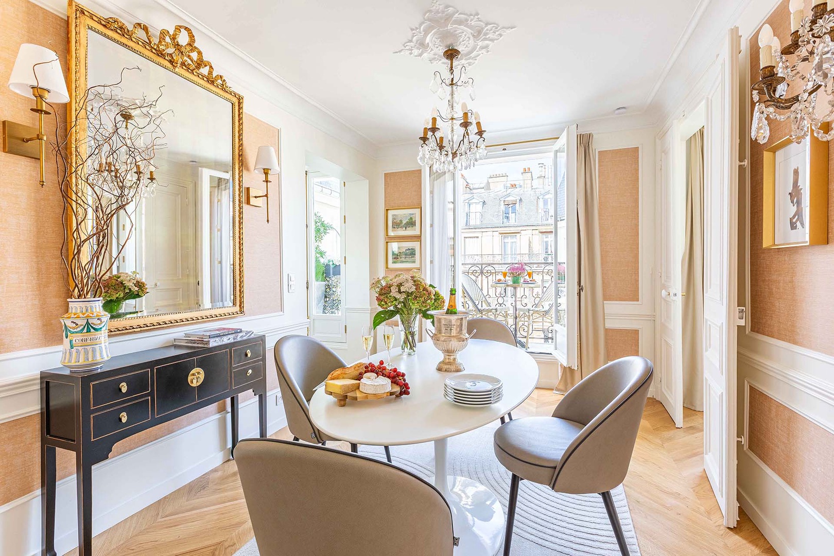 Lovely dining area perfect for a home-cooked meal.