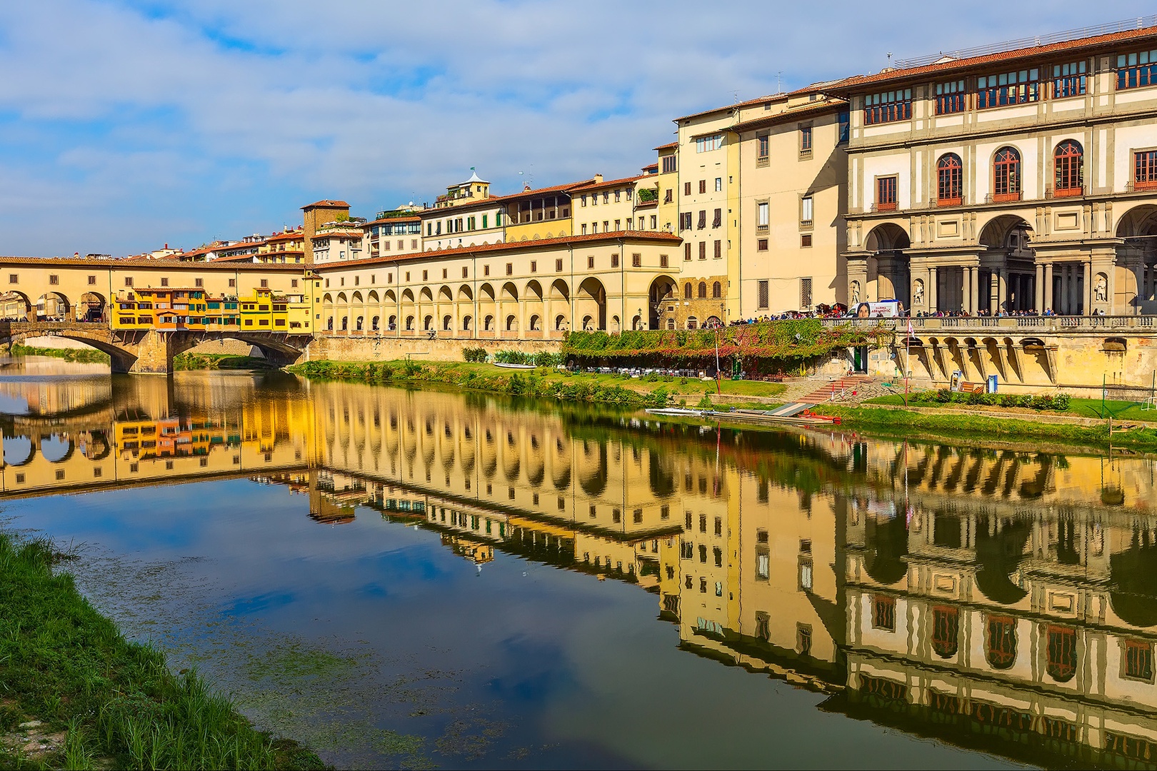 Stay near the Uffizi and historic Ponte Vecchio bridge.