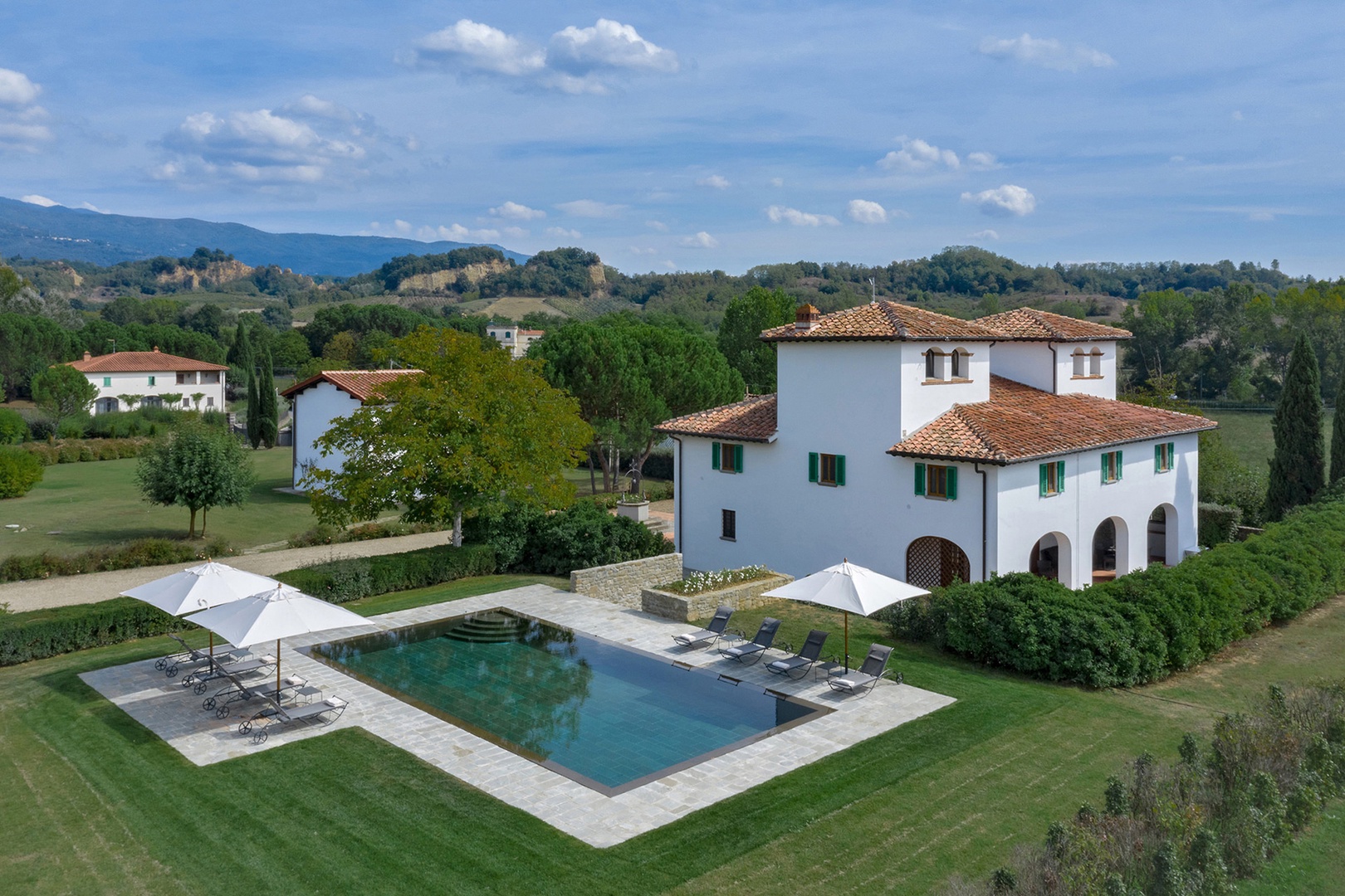 Tucano Villa is a classic Italian villa in the Tuscan countryside.