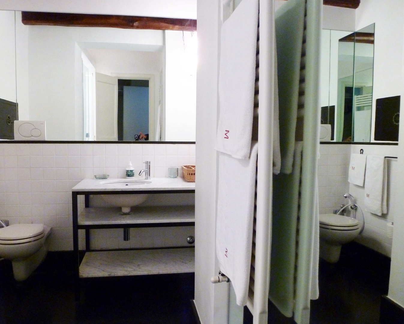 En suite bathroom 4.