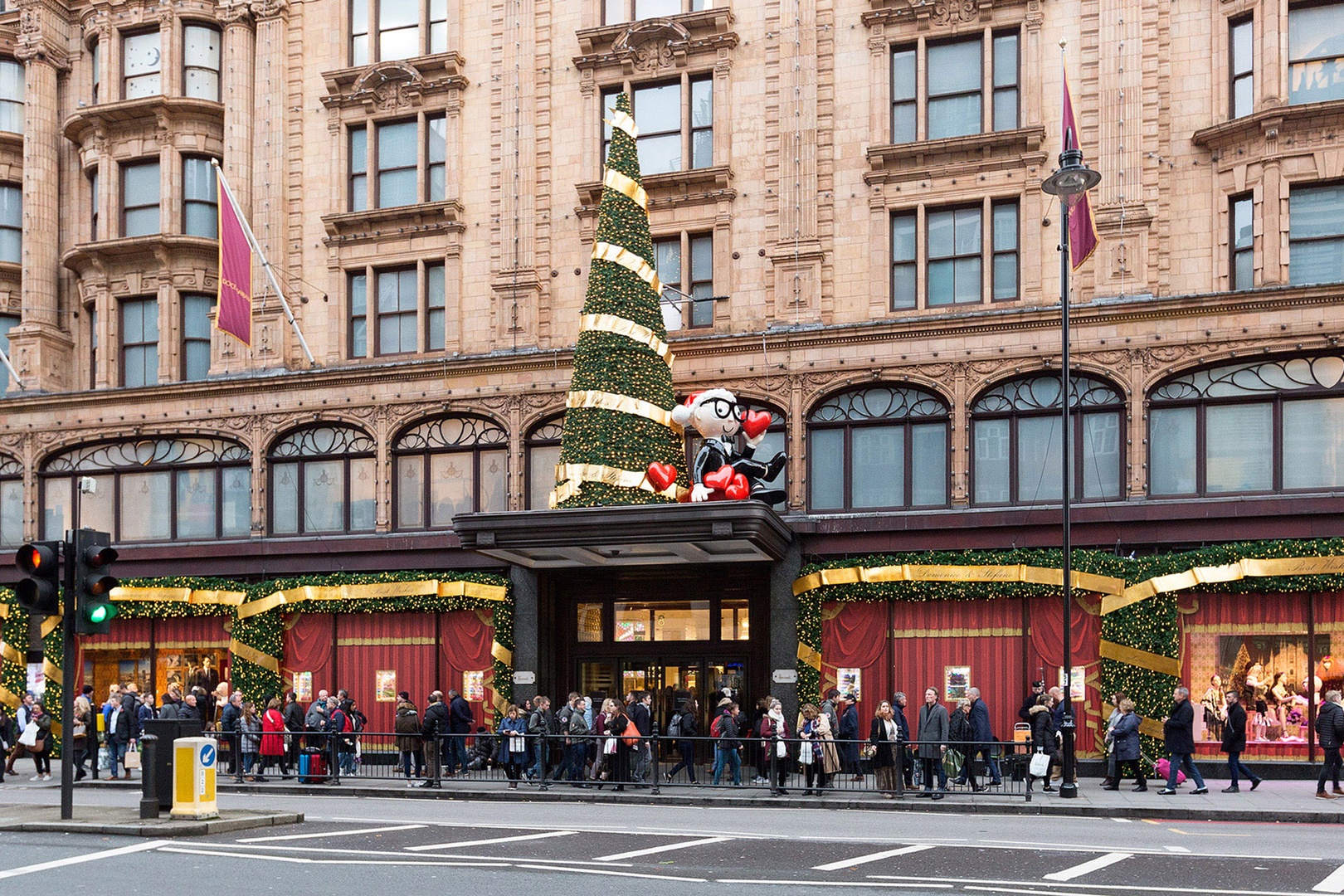 A stone's throw from the famous Harrod's department store