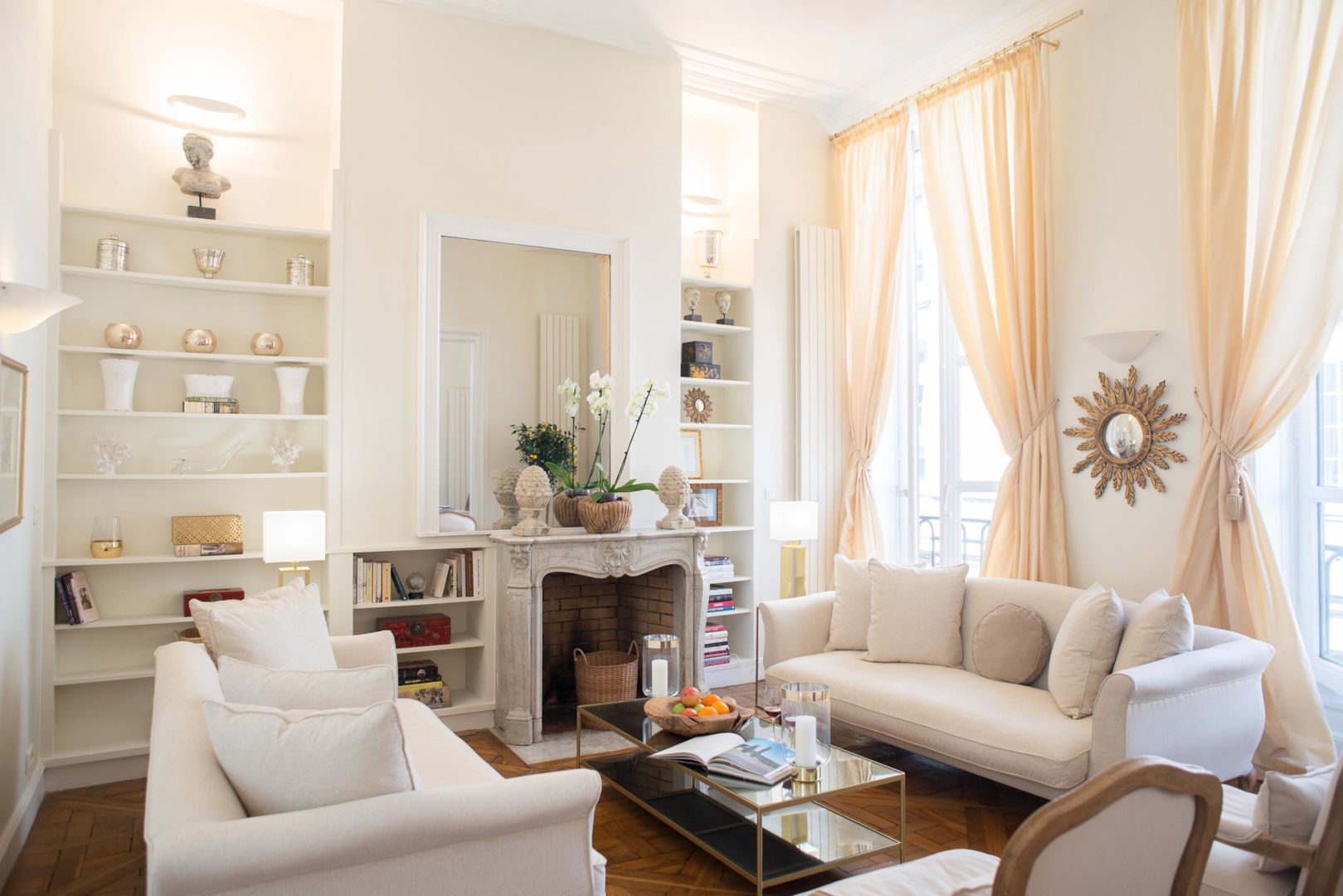Welcome to the elegant and comfortable Clos Jolie apartment!