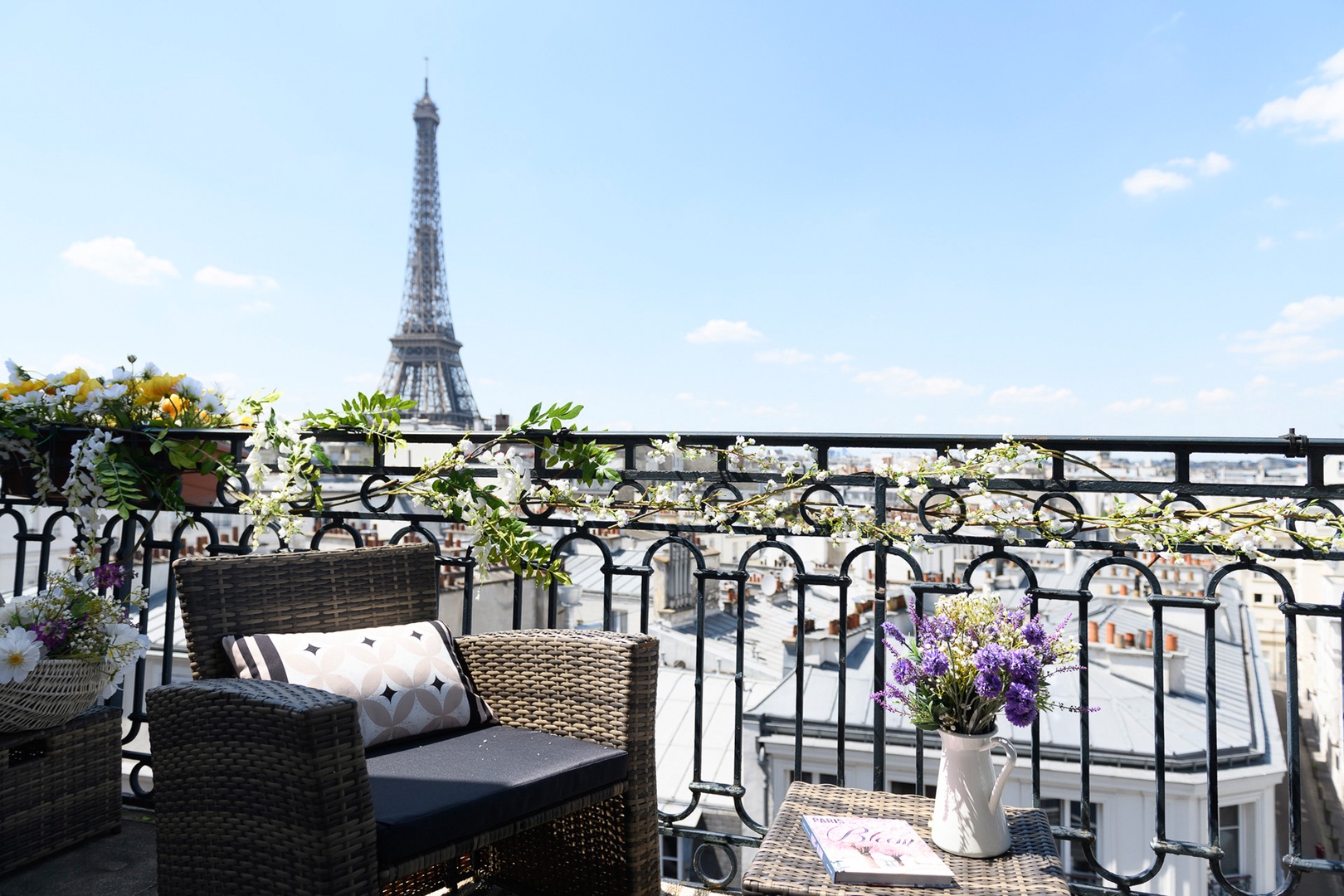 Enjoy unforgettable Eiffel Tower views while dining al fresco.