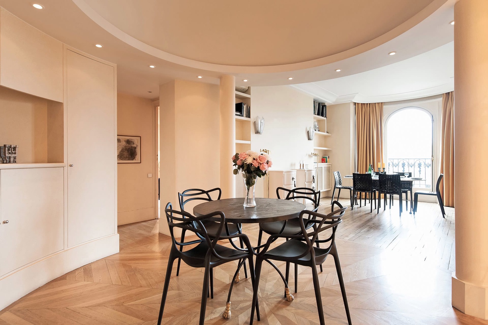 Additional dining area with beautiful chairs