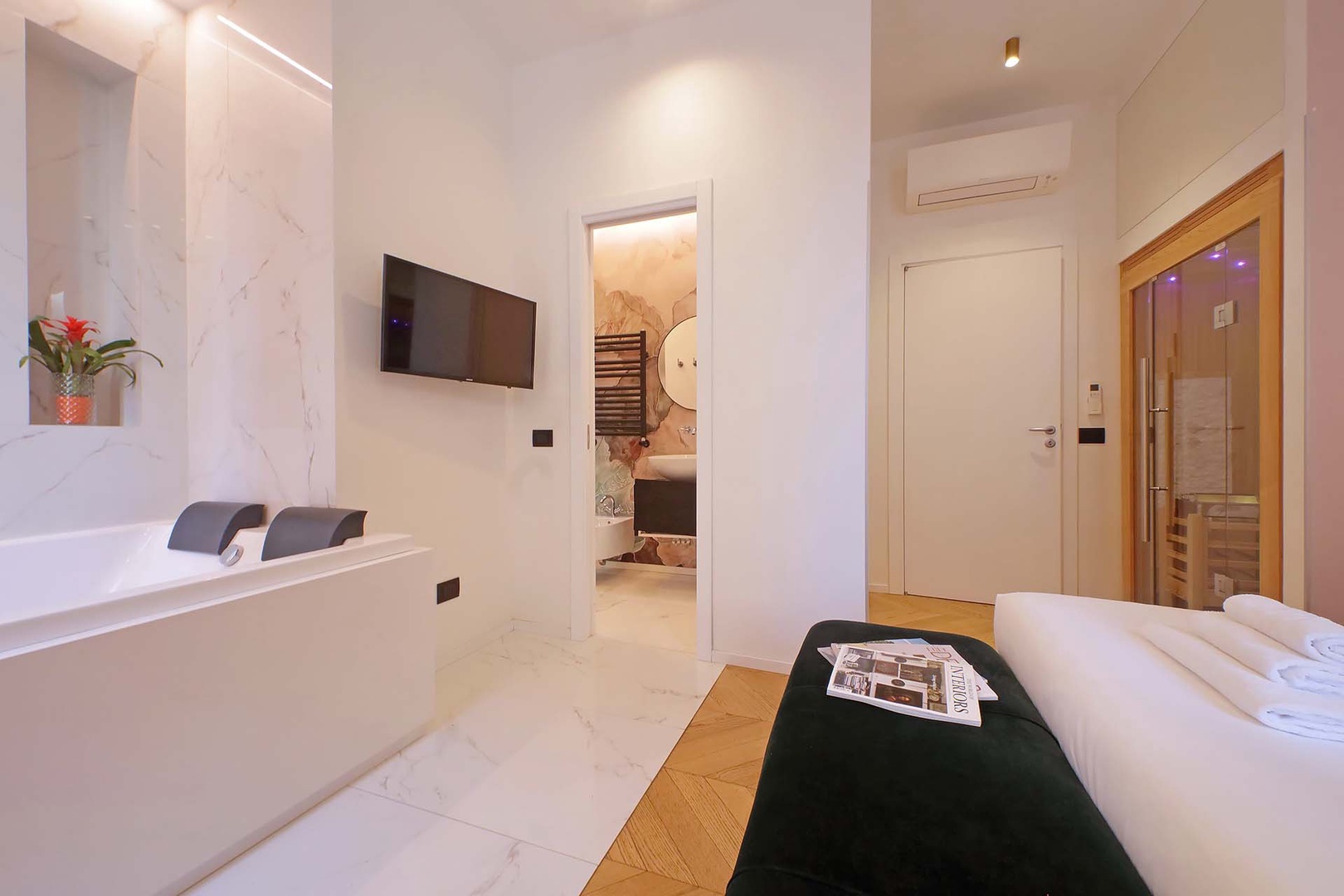 A Roman stay with all the comforts of a spa at home!
