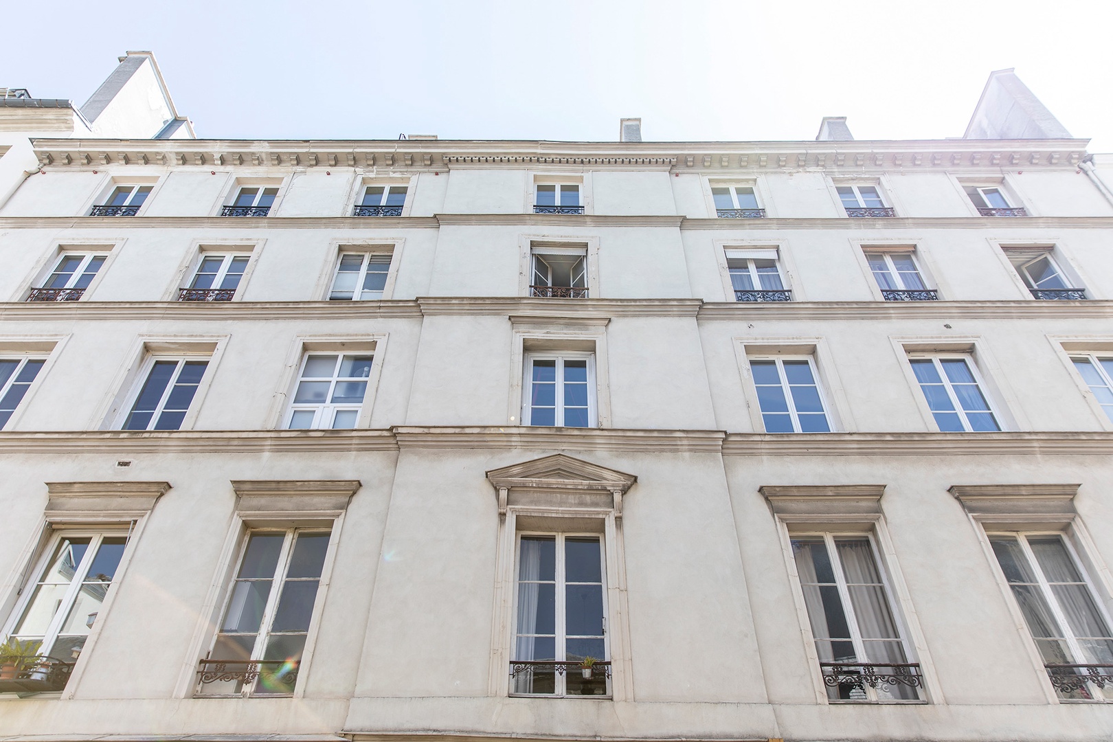 Enjoy the characteristic Parisian architecture.