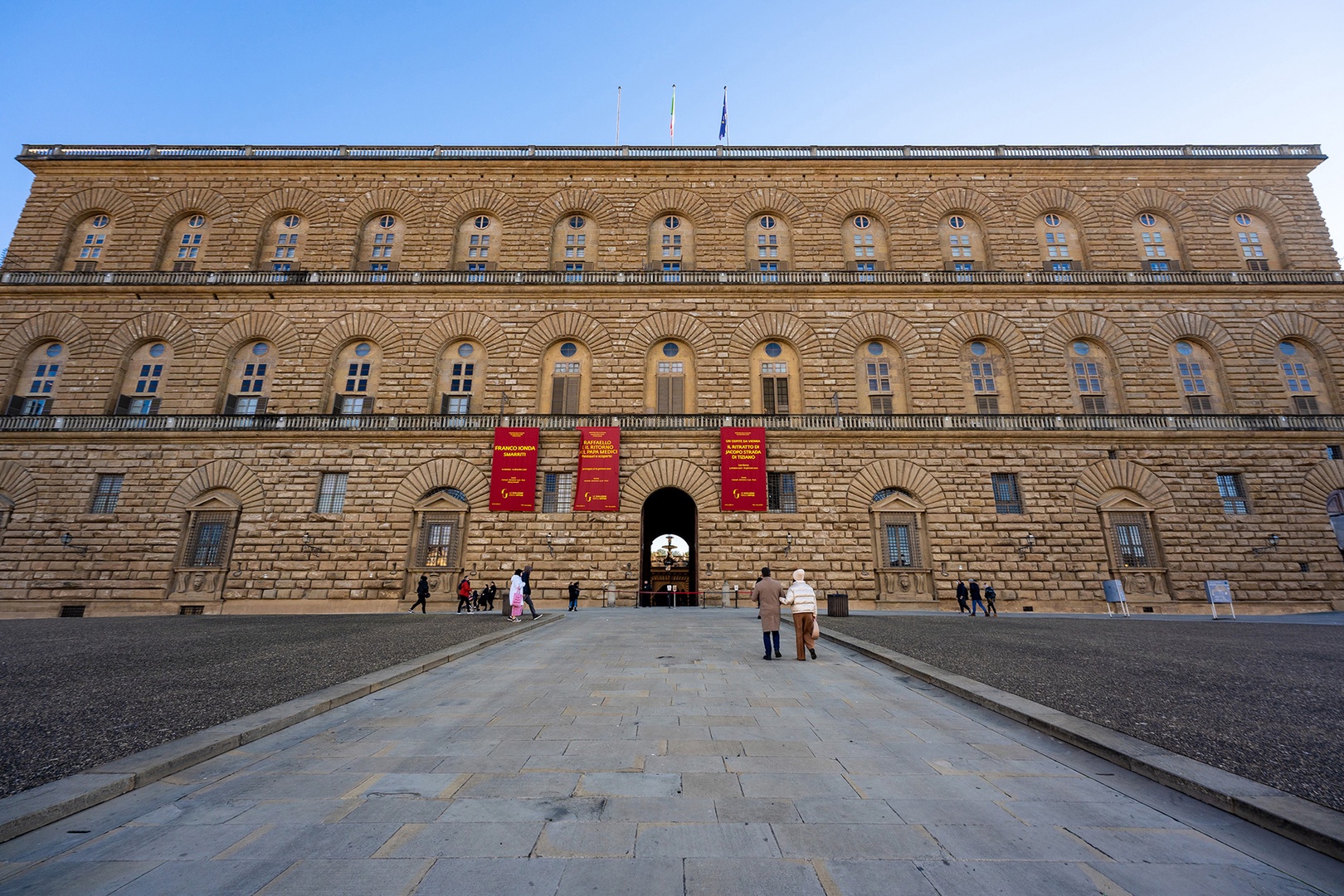 Monumental Piazza Pitti and the Boboli Gardens are steps away.