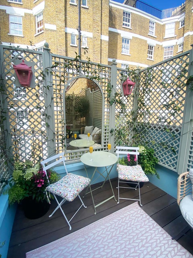 The perfect spot to relax outdoors in London!