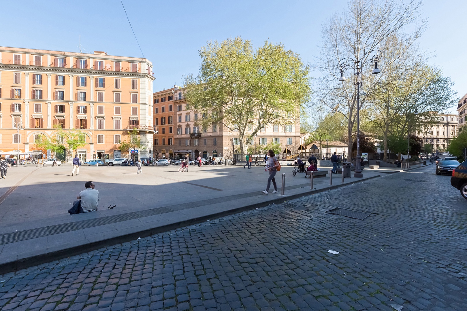 Cobblestone lined streets nearby