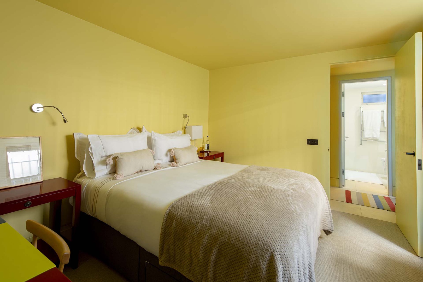 Bright bedroom 3 has an en suite bathroom.
