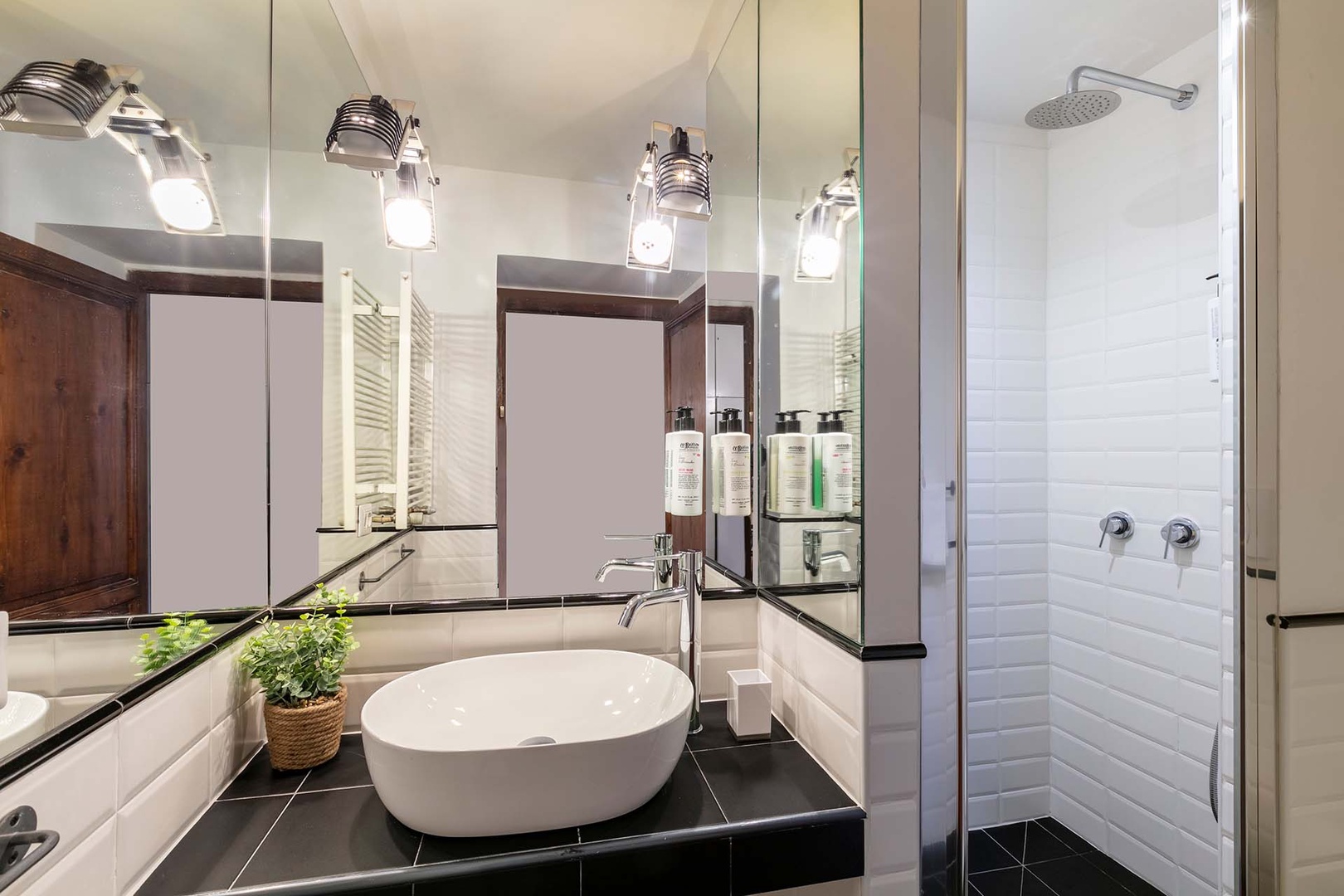 Four beautiful bathrooms for getting ready.