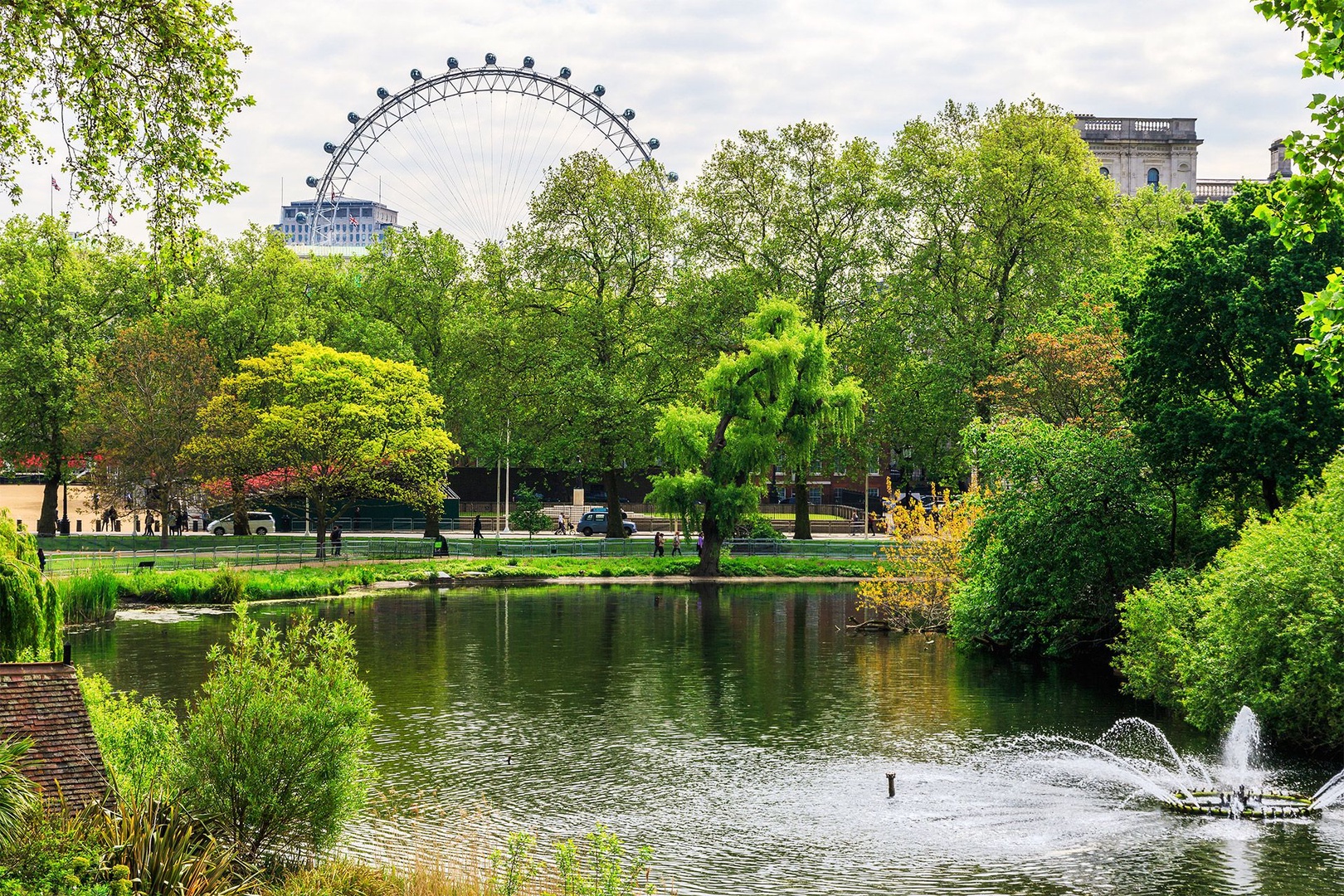 Visit London's fantastic parks and gardens during your stay!